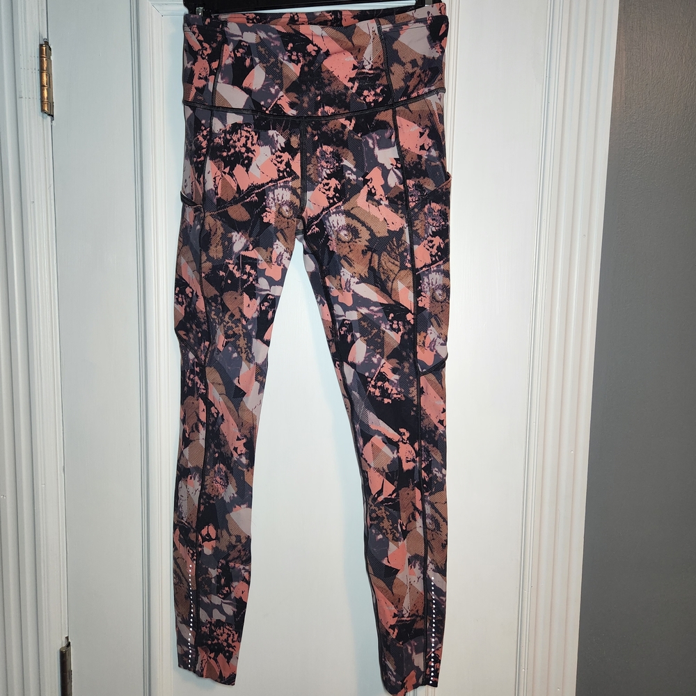 lululemon athletica FAST & FREE 7/8 Multicolor With Side Pockets Size 6